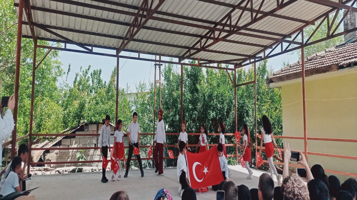 23 NİSAL ULUSAL EGEMENLİK VE ÇOCUK BAYRAMI OKULUMUZDA ÇOŞKU İLE KUTLANDI